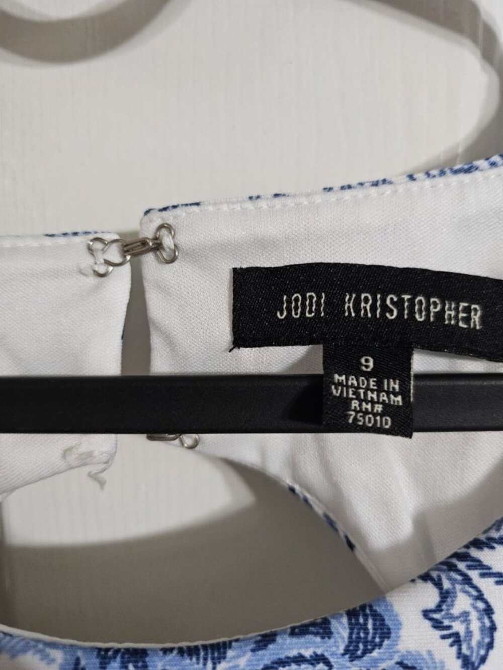 Jodi Kristopher Size 9 Dress Blue White Floral Embroidered Statement Midi Rare - Picture 4 of 6